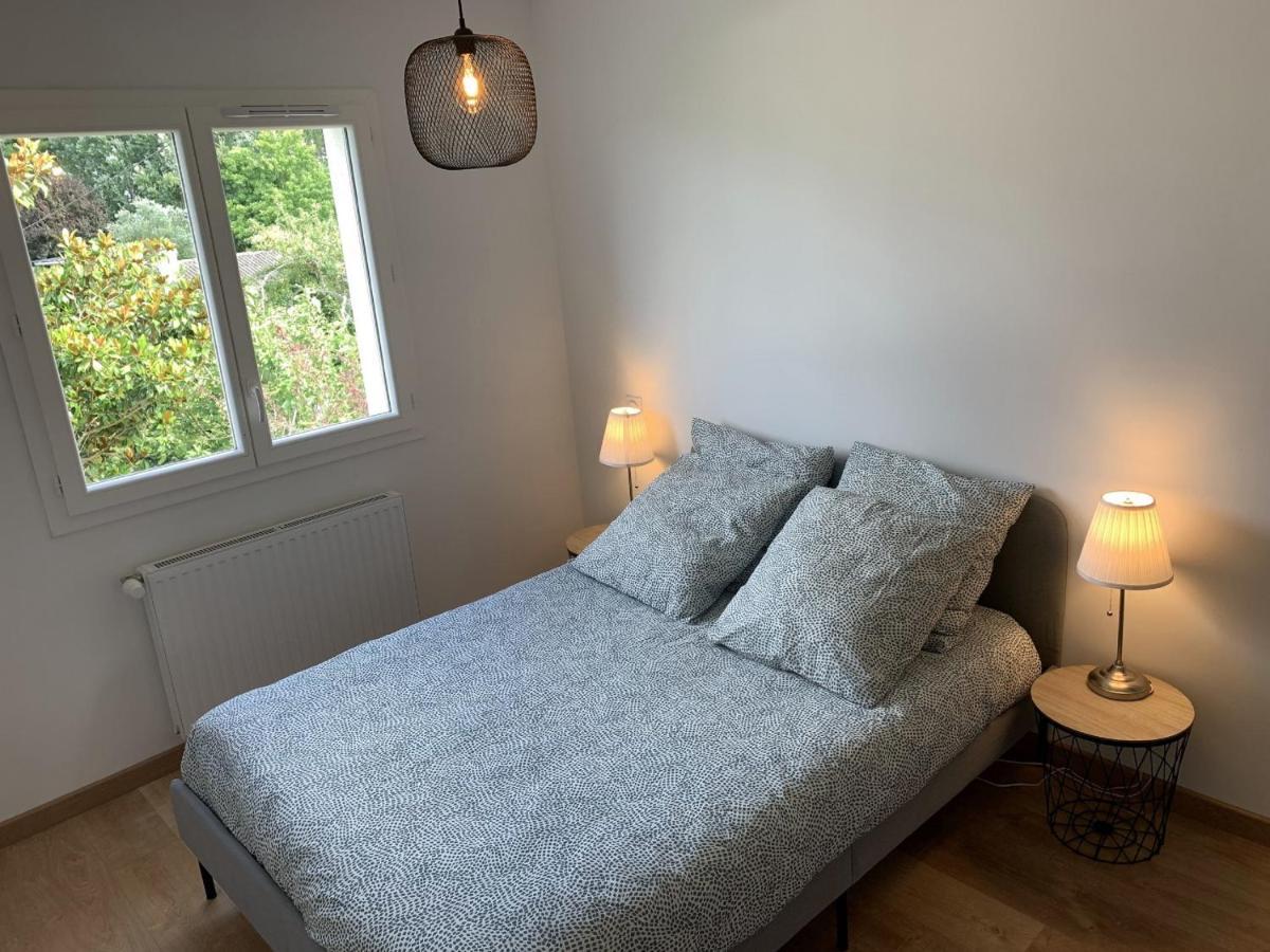 Grande Maison Neuve Idéale Pour 6 Personnes Hébergement de vacances Saint-Loubès